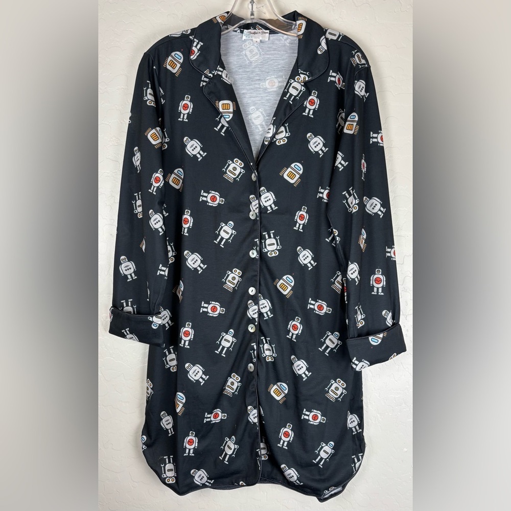 NEW ModCloth Sleep‎ Shirt Long Sleeve Nightgown Button Front S Navy Robots 1333